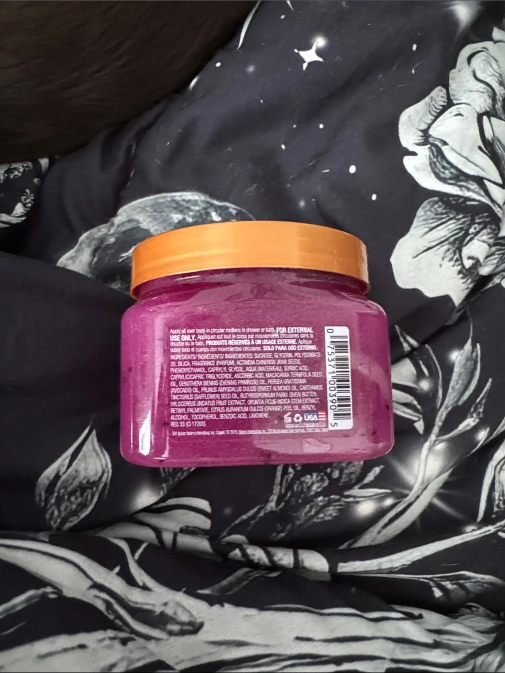 Tree Hut Dragon Fruit Shea Sugar Scrub - Vibrant Pink